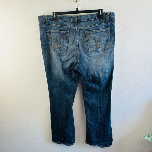 Jessica Simpson Sequin Embellished Distressed Boot Leg Jeans Size 20 - Picture 4 of 4